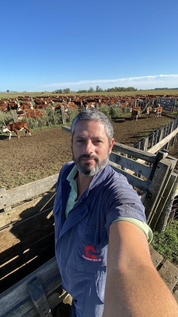 Veterinario Javier Rojas Panelo